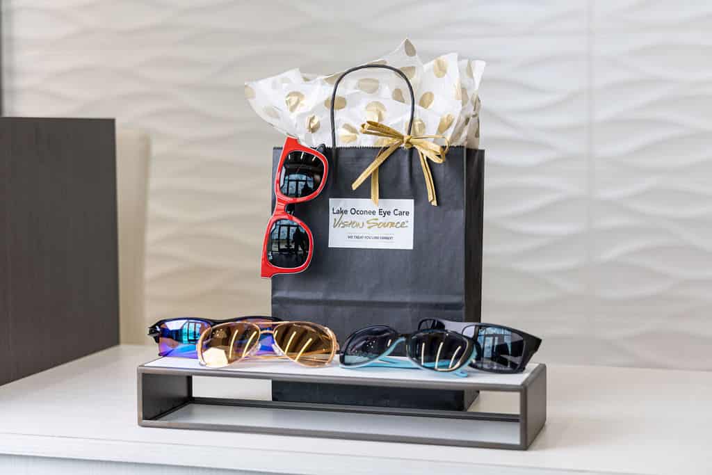 sunglasses gift display